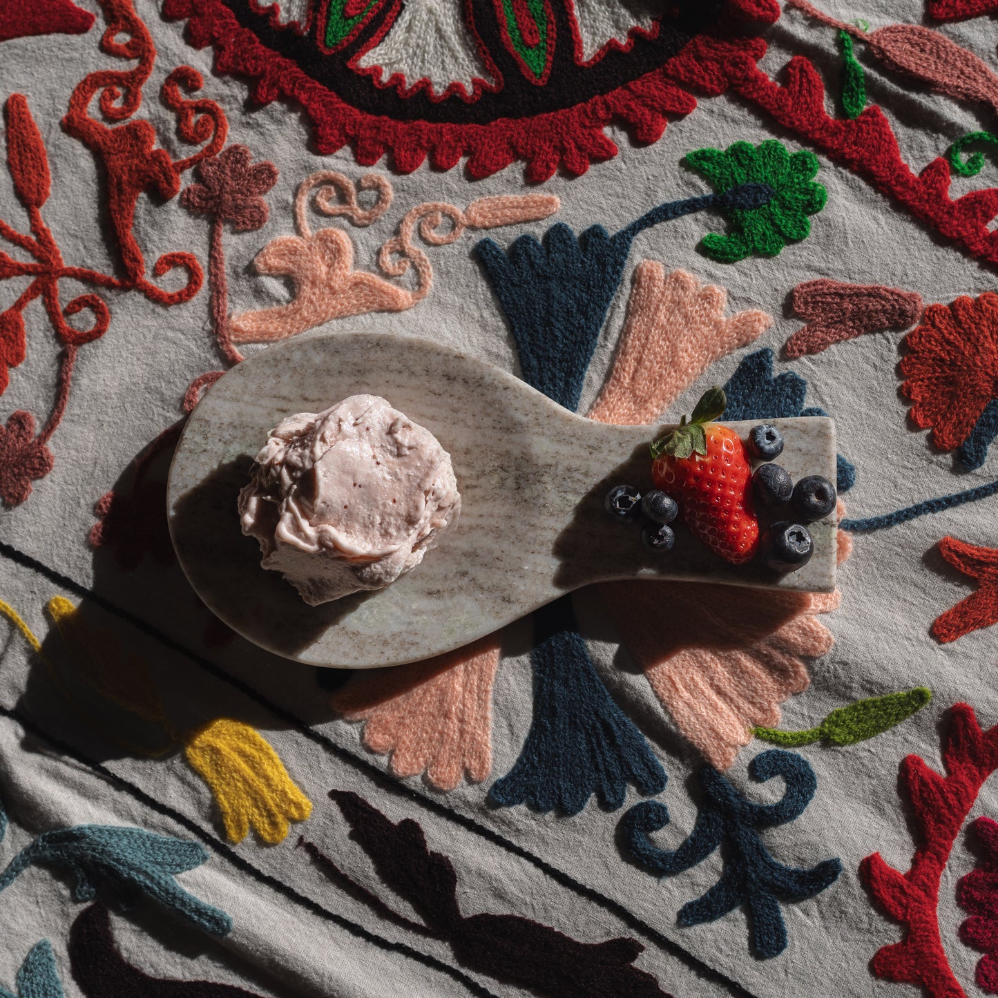 Glace Libanaise Artisanale à la Fraise et à la Myrtille